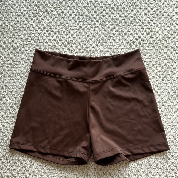 Brown Booty Shorts NWT - Picture 1 of 3